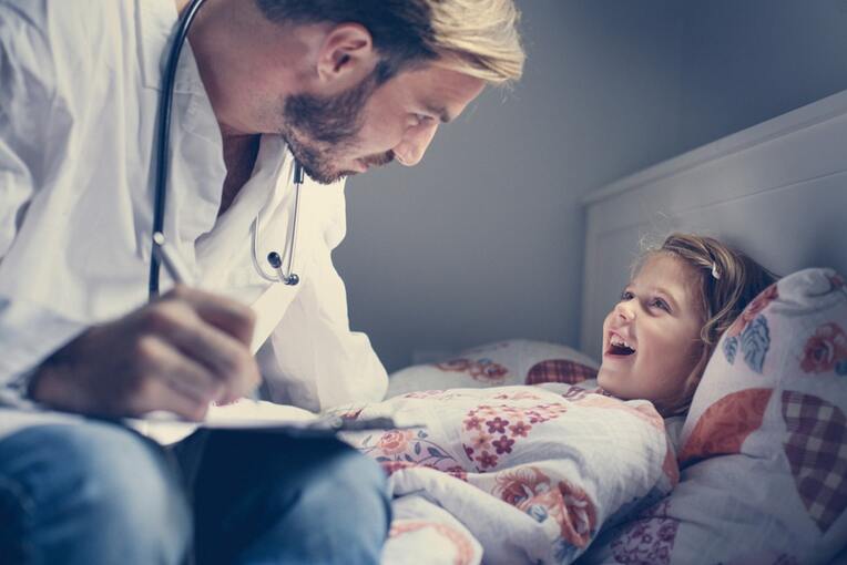 مراجعه حضوری پزشک